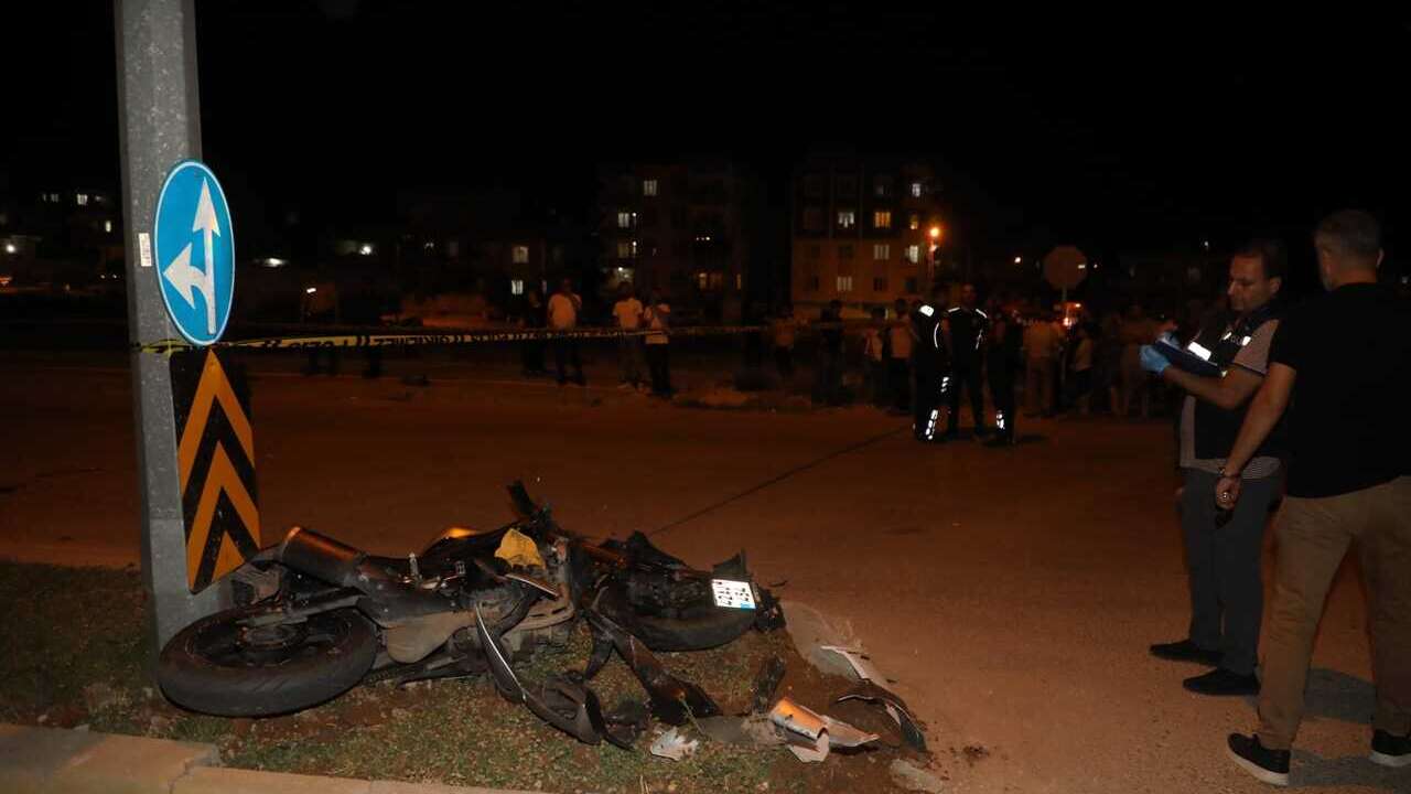 Gaziantep Nizip'te motosikletler çarpıştı: Yaralılar arasında çocuklar var