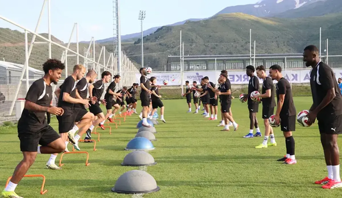 Manisa FK'da hedef doğru kadro kurmak