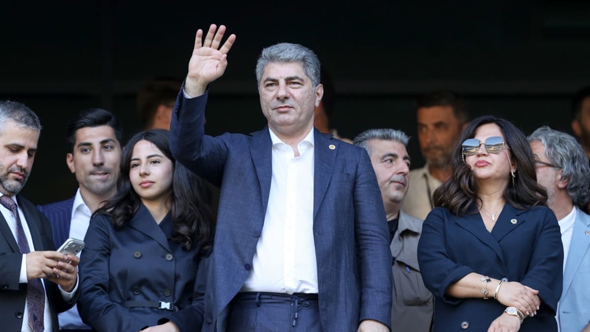 Hakan Safi seçim sonrası konuştu: "Camia eskiden yana olmayı tercih ediyor"