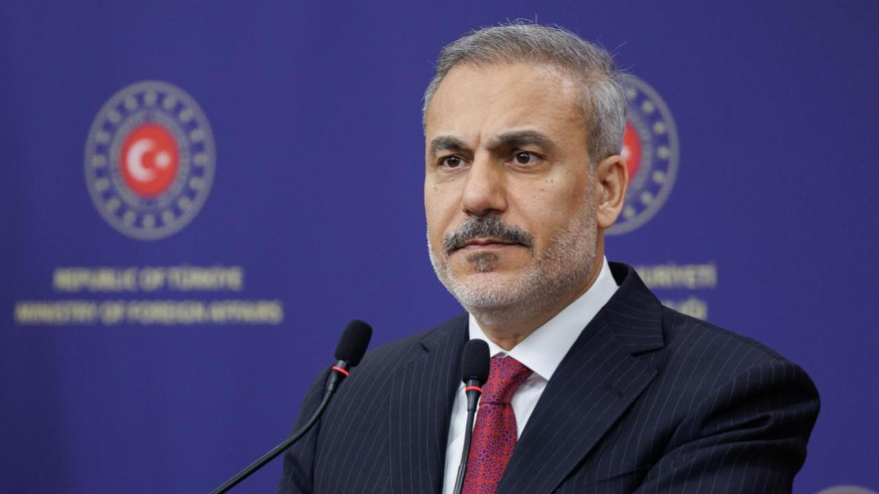 Hakan Fidan, İranlı mevkidaşı Erakçi ile görüştü