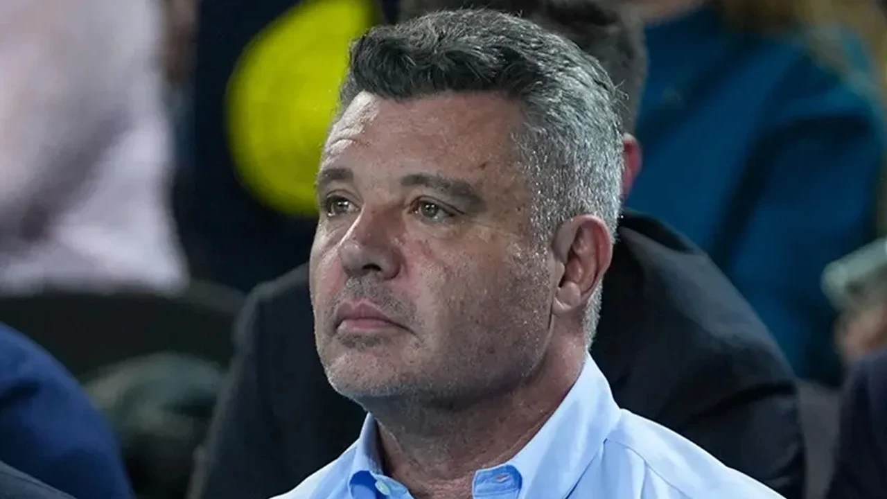 Sadettin Saran alkışlarla uğurlandı