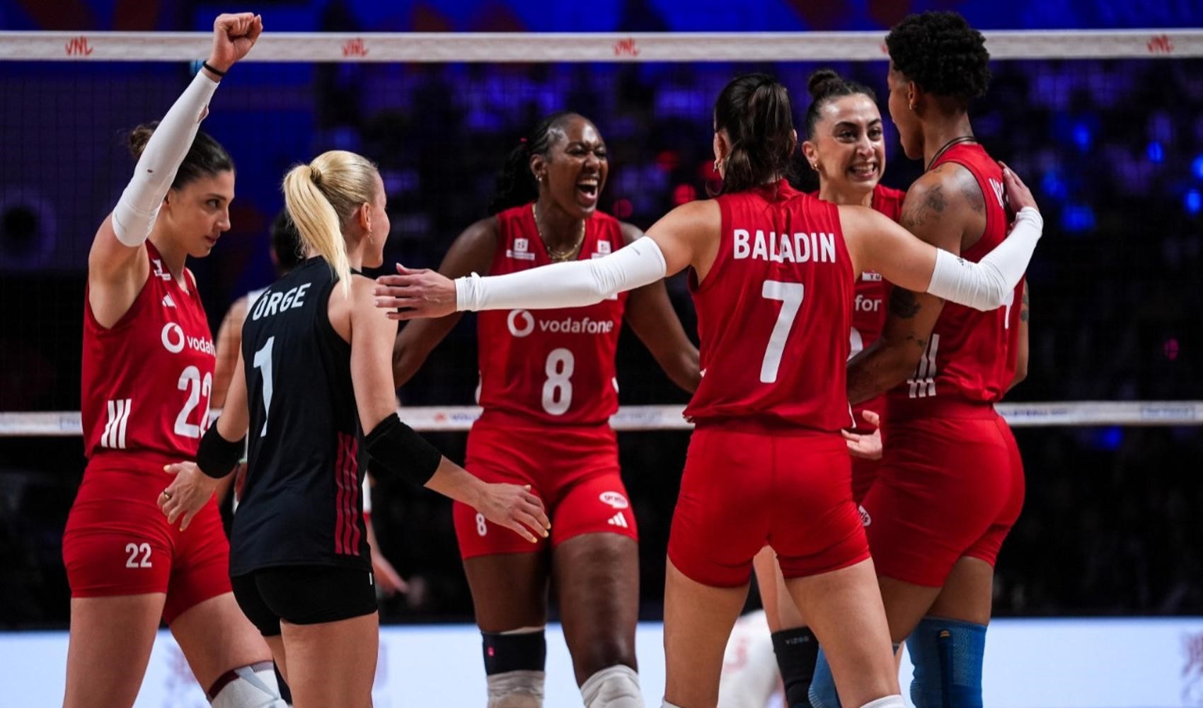 Filenin Sultanları, Çin’i set vermeden geçti ve Milletler Ligi’nde finale yükseldi