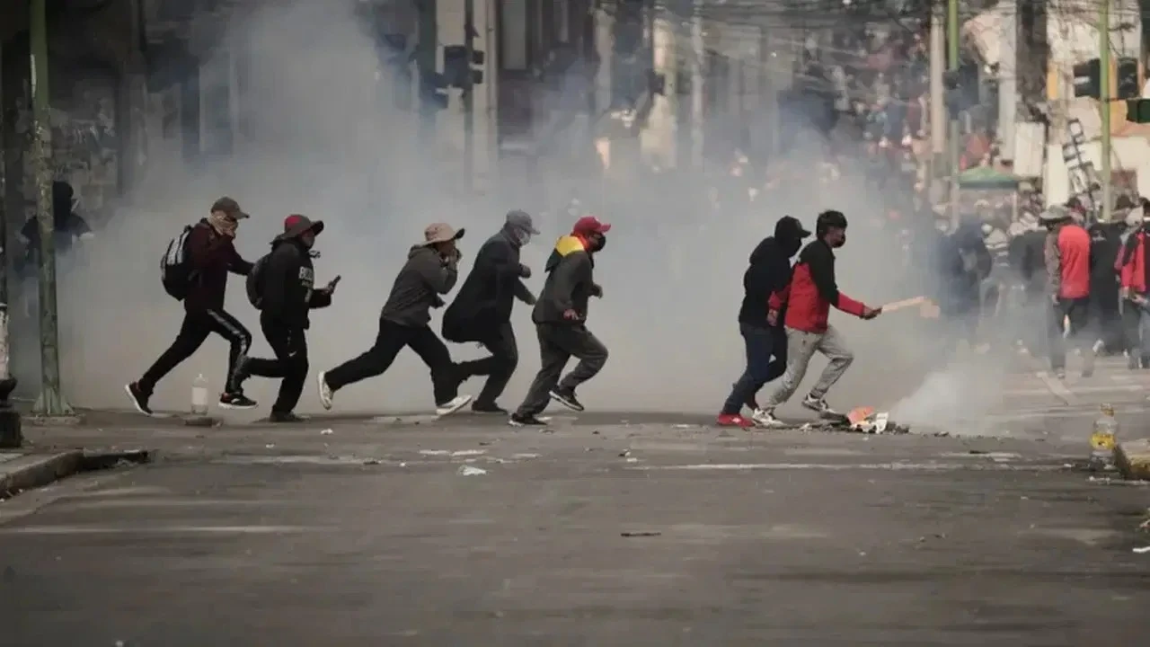 Bolivya'da OHAL ilan edildi