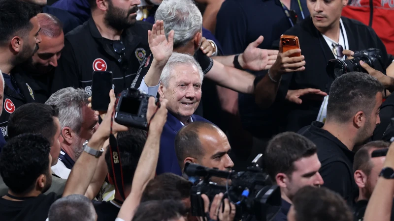 Aziz Yıldırım Real Madridli yıldızı gözüne kestirdi