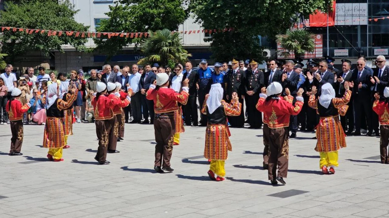 Zonguldak’ın kurtuluşunun 105. yılında çifte gurur