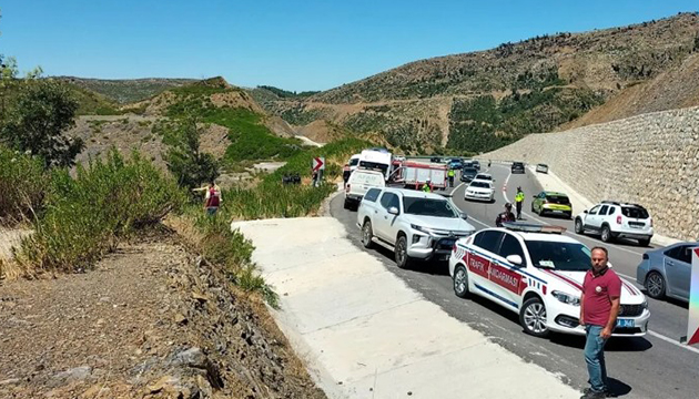 Antalya'da feci kaza: Çok sayıda can kaybı