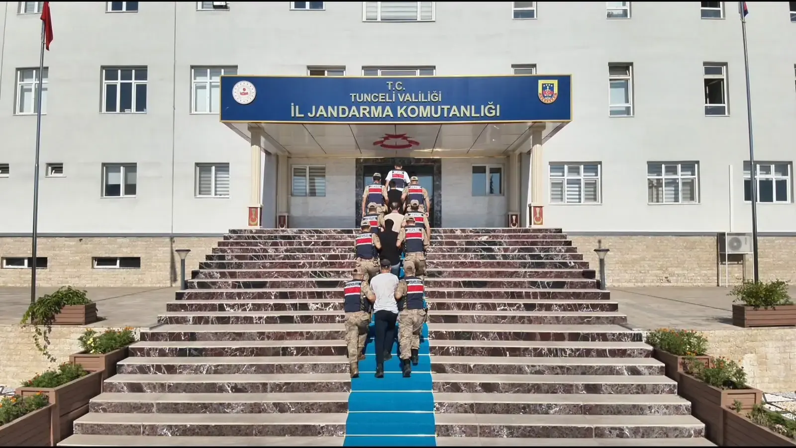 Tunceli merkezli 7 ilde ‘Yatırım danışmanlığı’ vaadiyle dolandırıcılık operasyonunda 11 tutuklama