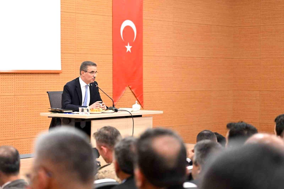 Vali Baruş'tan iş birliği ve iletişimi güçlendirme vurgusu