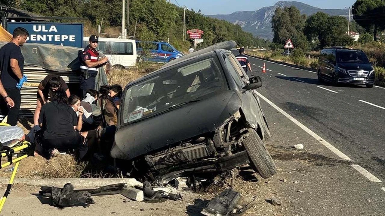 Muğla'da yoldan çıkan araç dehşet saçtı: Çok sayıda yaralı var!