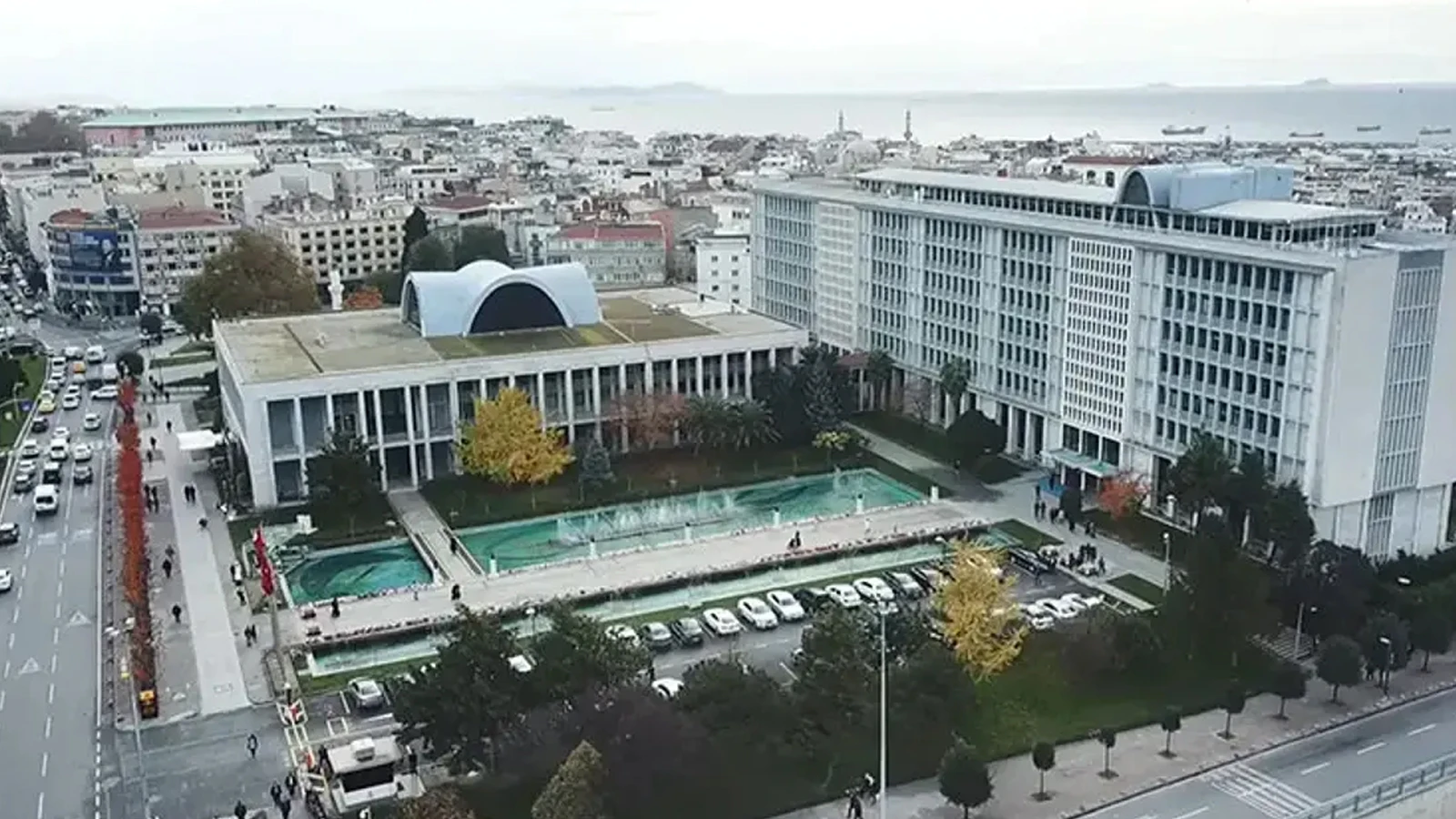 İBB'ye yönelik 'yolsuzluk' davasında 5 sanığa tahliye talebi