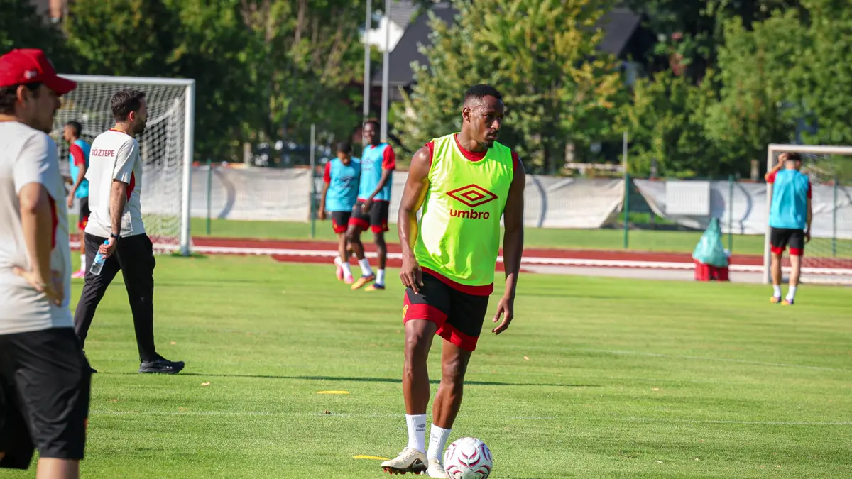 Göztepe, yeni sezon hazırlıklarını sürdürdü
