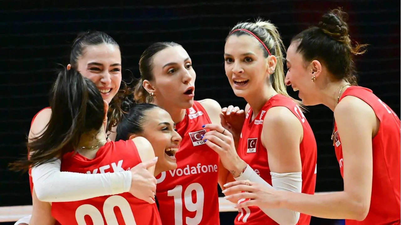 Türkiye-Fransa voleybol maçı canlı yayın hangi kanalda, saat kaçta? Filenin Sultanları VNL Milletler Ligi karşılaşması