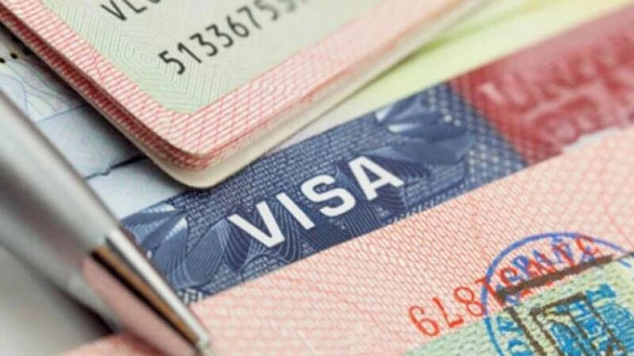 Resmi Gazete’de yayımlandı: Vizeler kalktı!