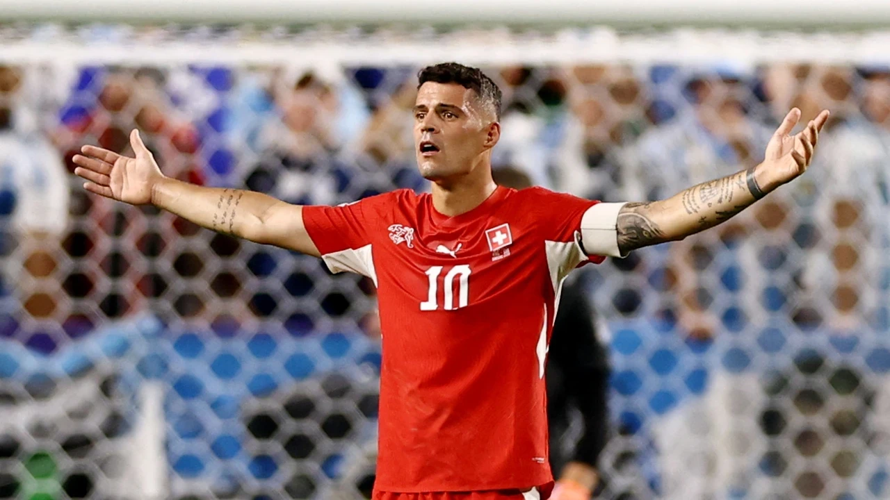 Xhaka’dan Embolo’nun kırmızı kartına tepki: Maçı öldüren bir karardı