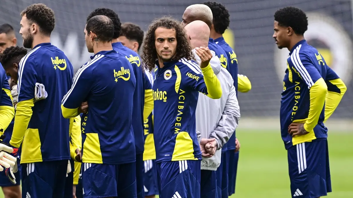 Fenerbahçe, yeni sezon hazırlıklarını sürdürdü