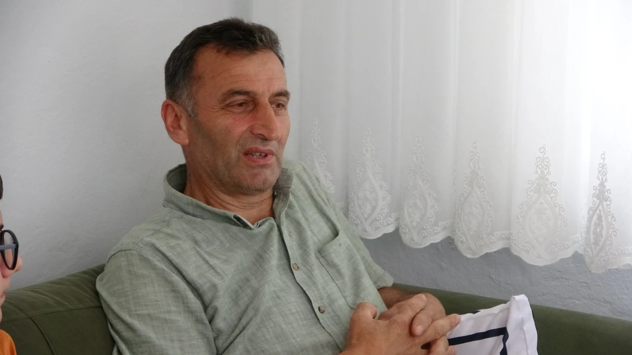 Torununa destek için 46 yıl sonra sınava girdi, Türkiye birinciliğiyle gururlandı