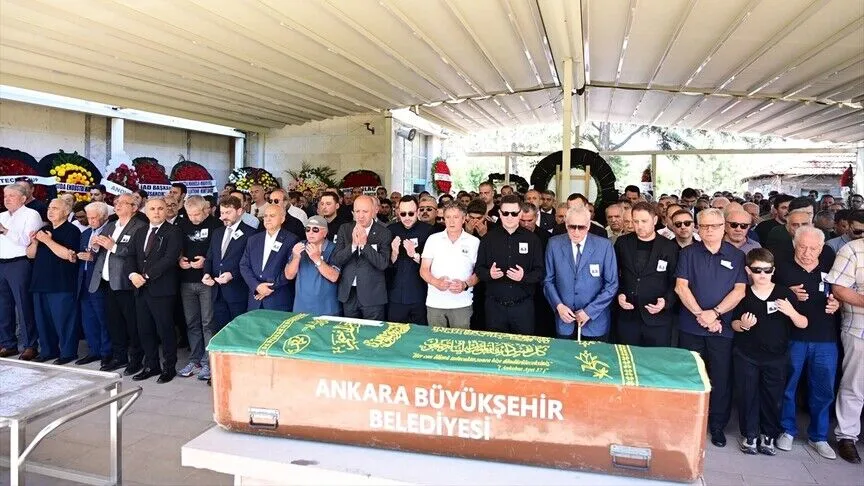 Savunma ve havacılık sanayisinin öncülerinden Ahmet Mithat Ertuğ, son yolculuğuna uğurlandı