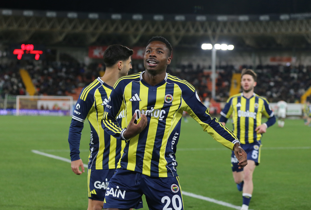 Fenerbahçe'de Anthony Musaba için ayrılık iddiası!