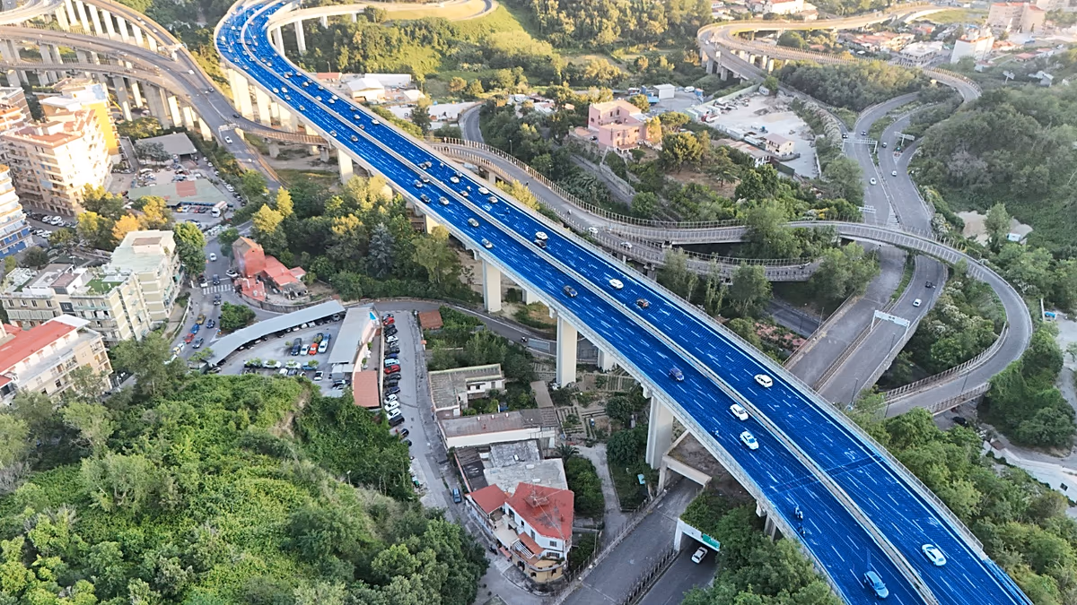 Napoli çevre yolu, İtalya'nın ilk akıllı yolu oldu