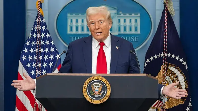 Trump: İran, ben gelene kadar 47 yıl boyunca paçayı kurtardı