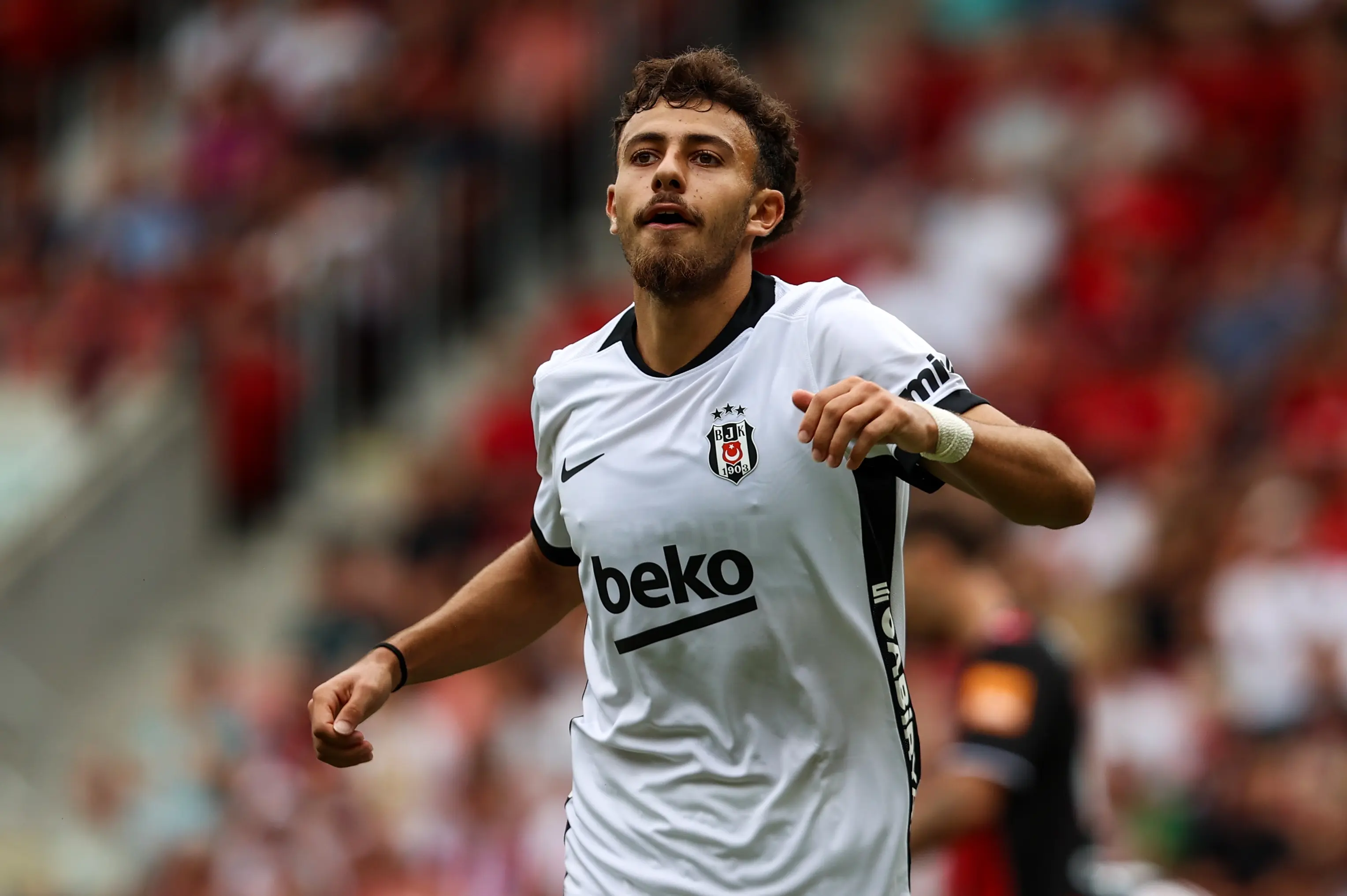 İlhan Fakılı, Beşiktaş kampına damga vurdu