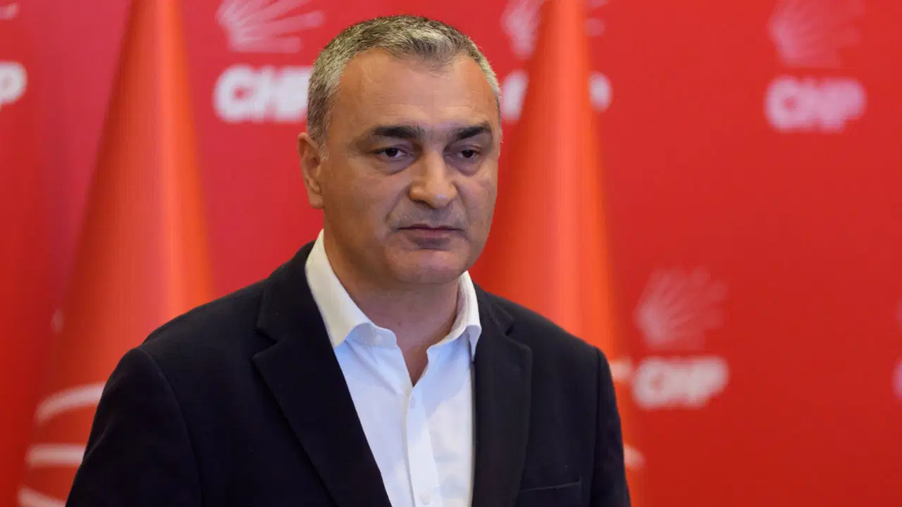 Son Dakika... Kemal Kılıçdaroğlu'nun MYK toplantısı sona erdi: Müslim Sarı açıklamalarda bulunuyor