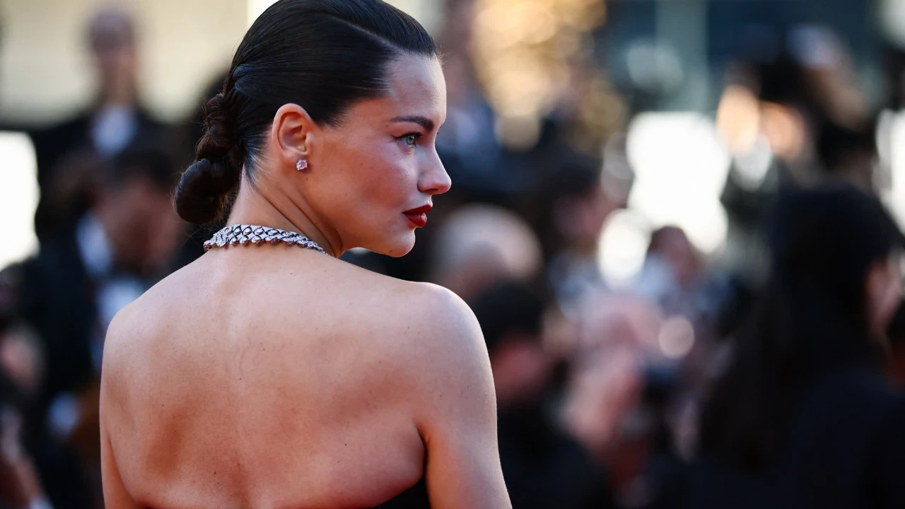 Adriana Lima kusursuz fiziğinin sırrını açıkladı