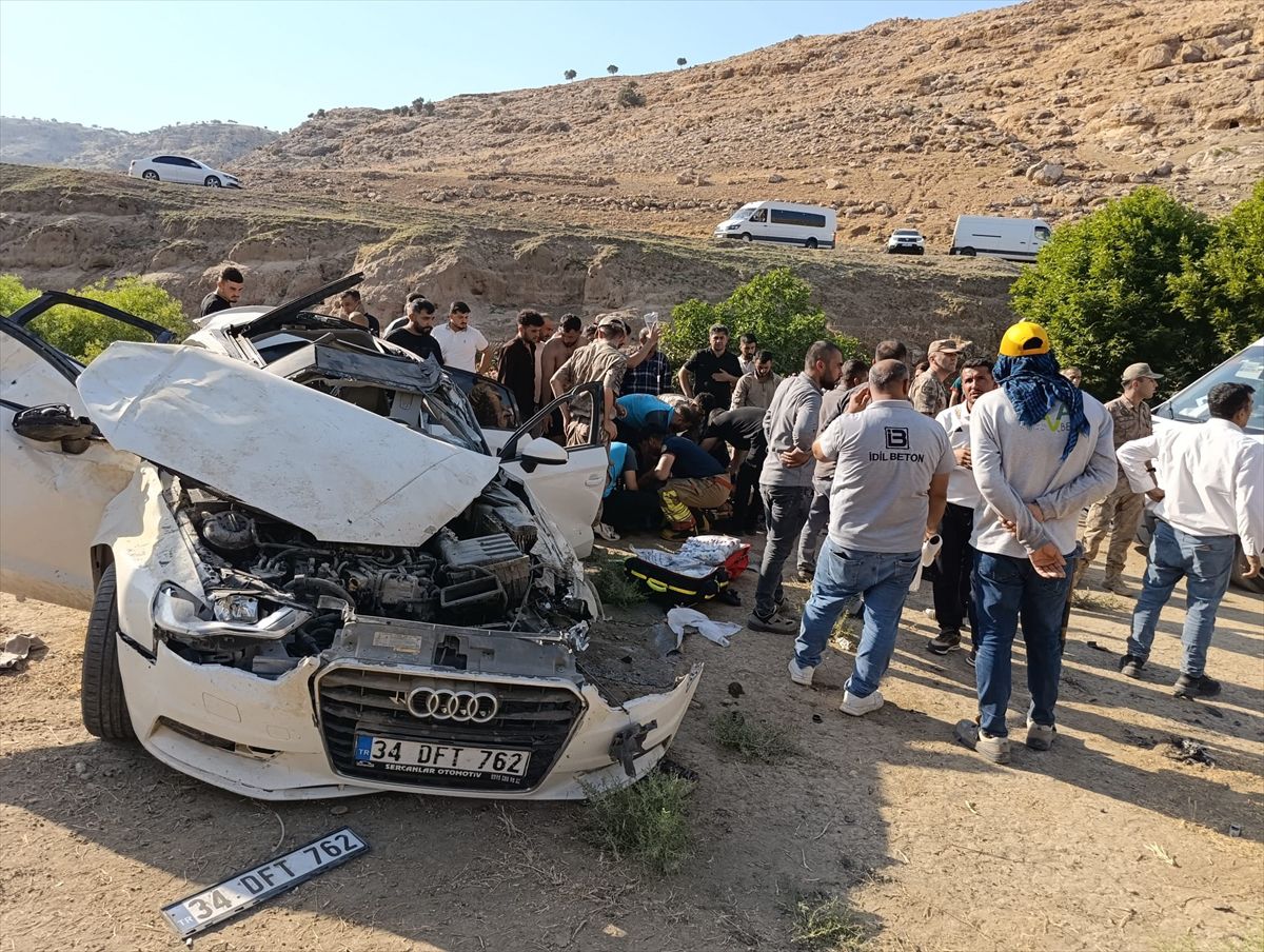 Şırnak'ta otomobil devrildi: 4 ağır yaralı