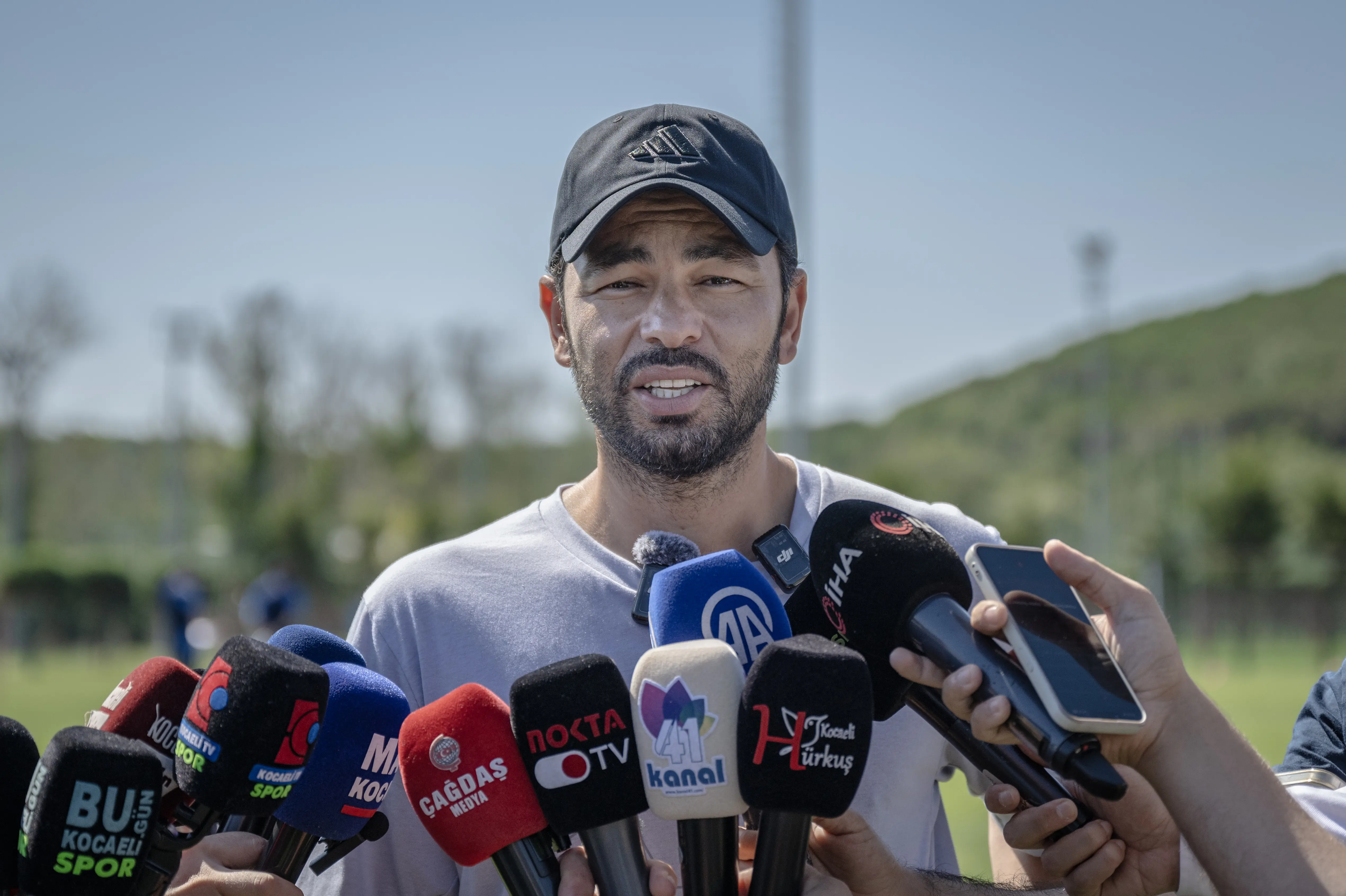Selçuk İnan: Limit açmak için bazı oyuncularla yollarımızı ayırmaya mecburuz