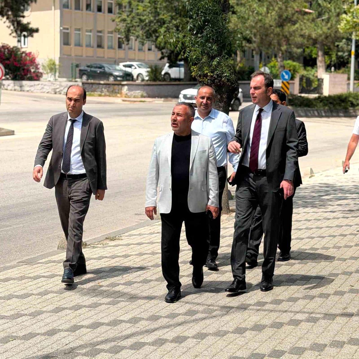 Bilecik'te karayolu yatırımları yerinde incelendi