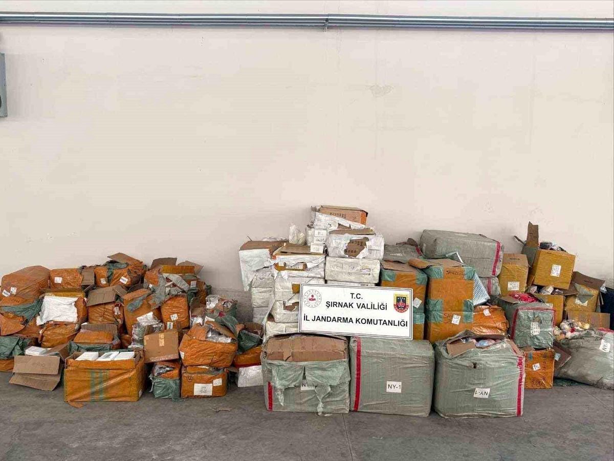 Şırnak'ta dev kaçakçılık operasyonu: 77 milyon liralık kaçak ürün ele geçirildi