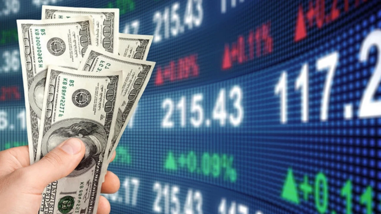 Borsa düştü yatırımcı çıkmaya başladı!