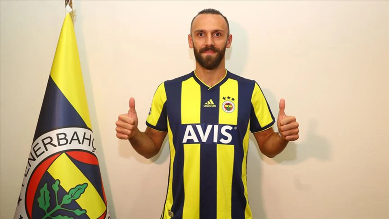 F.Bahçe Vedat Muriqi transferini resmen duyurdu
