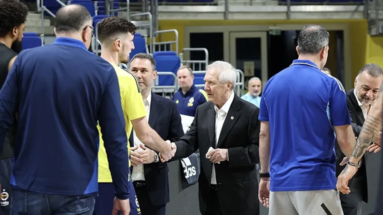 Aziz Yıldırım'dan Fenerbahçe Beko'ya ziyaret