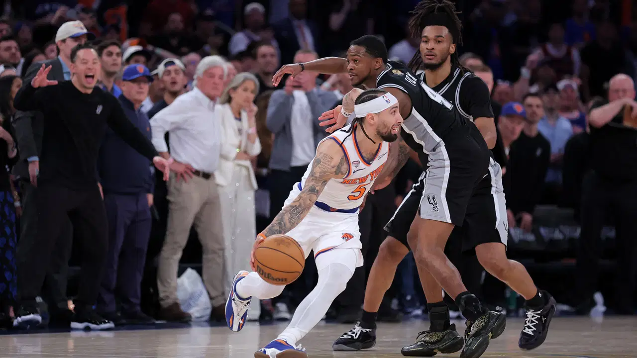 New York Knicks'ten San Antonio Spurs karşısında nefes kesen geri dönüş