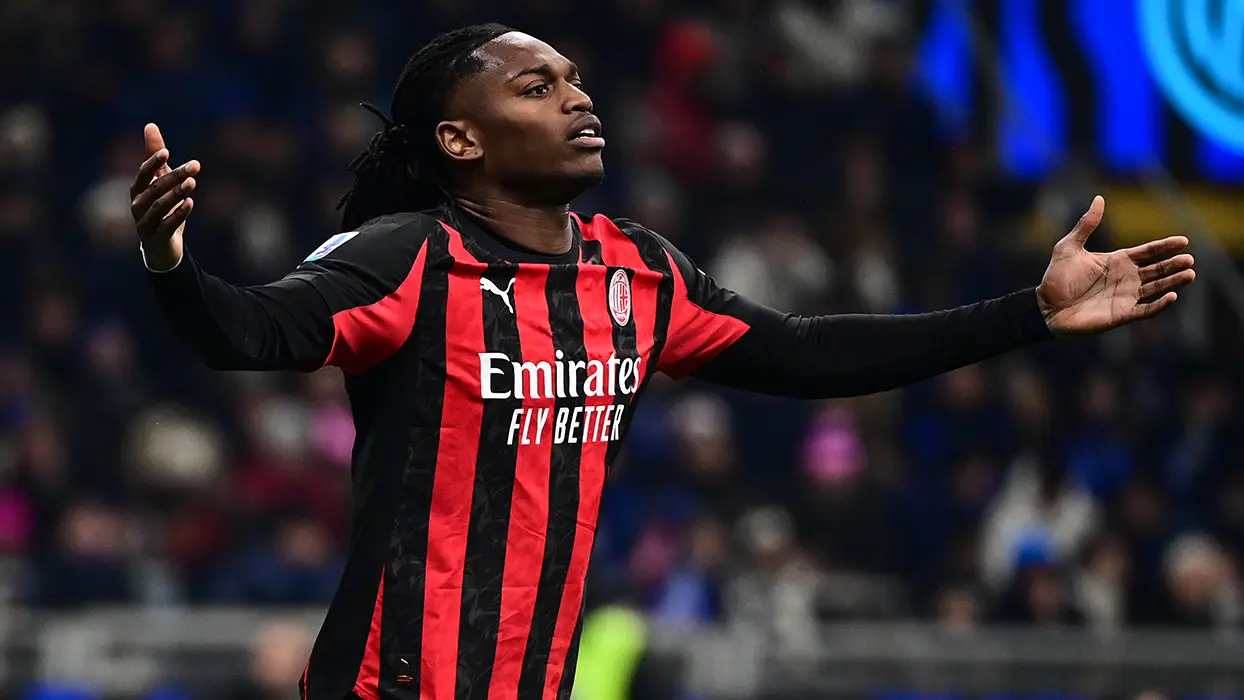 Rafael Leao için dev teklif! Transferde ezeli rakipler karşı karşıya...