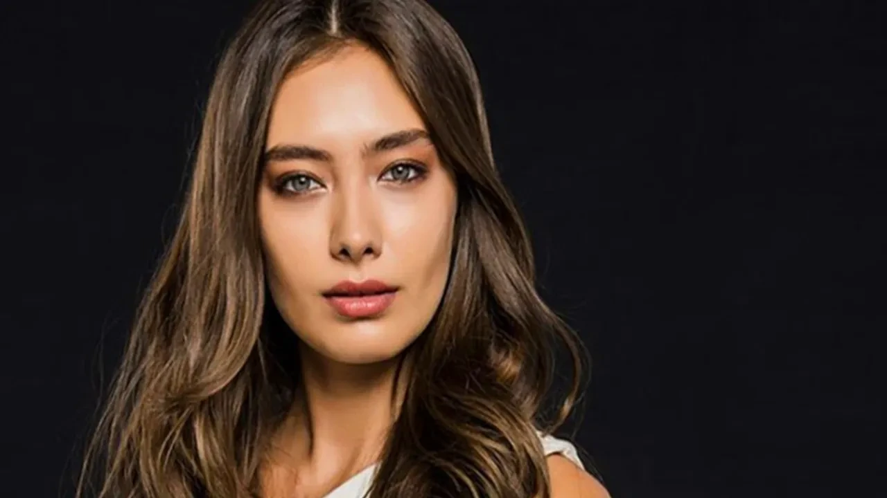 Neslihan Atagül'ün yeni projesi belli oldu! 3 yıl sonra tekrar ekrana dönüyor