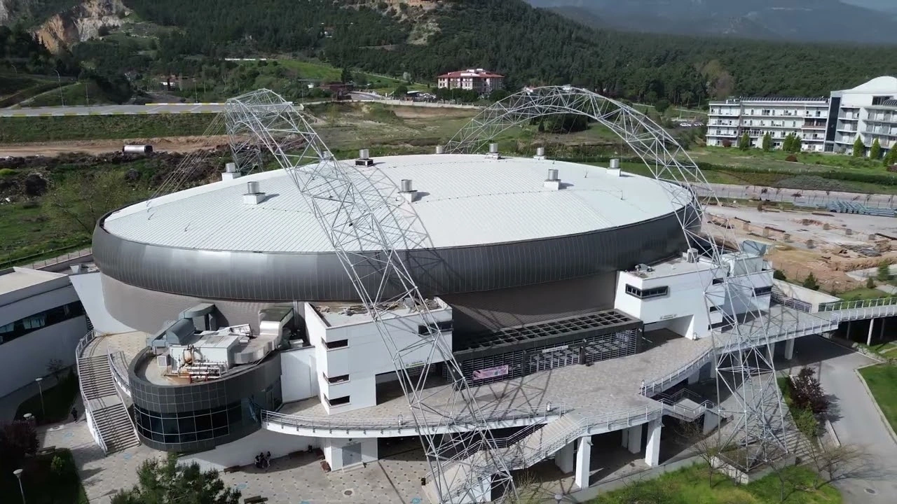 Süper Lig ekibinin ismi, rengi ve logosu değişti