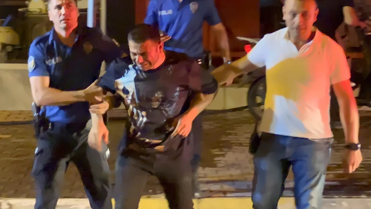 Yangın haberini aldı, olay yerinde gözyaşlarına boğuldu