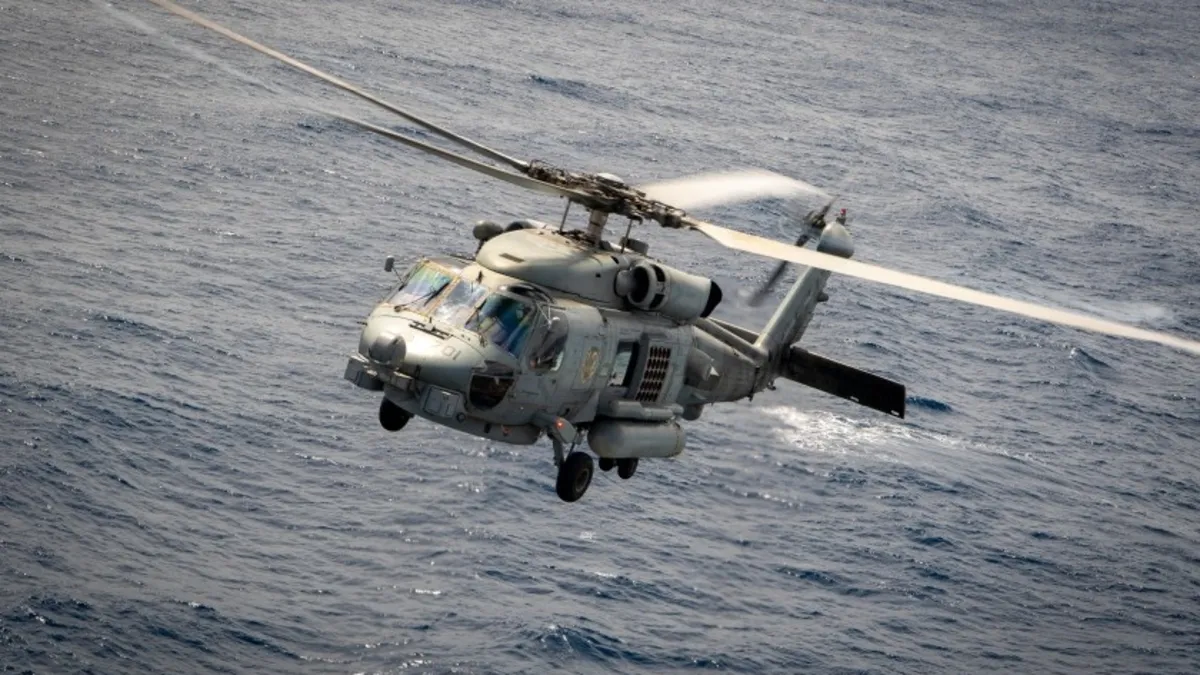 Umman Denizi'nde sıcak saatler! ABD ordusuna ait helikopter acil iniş yaptı! 1 kişi kayboldu…