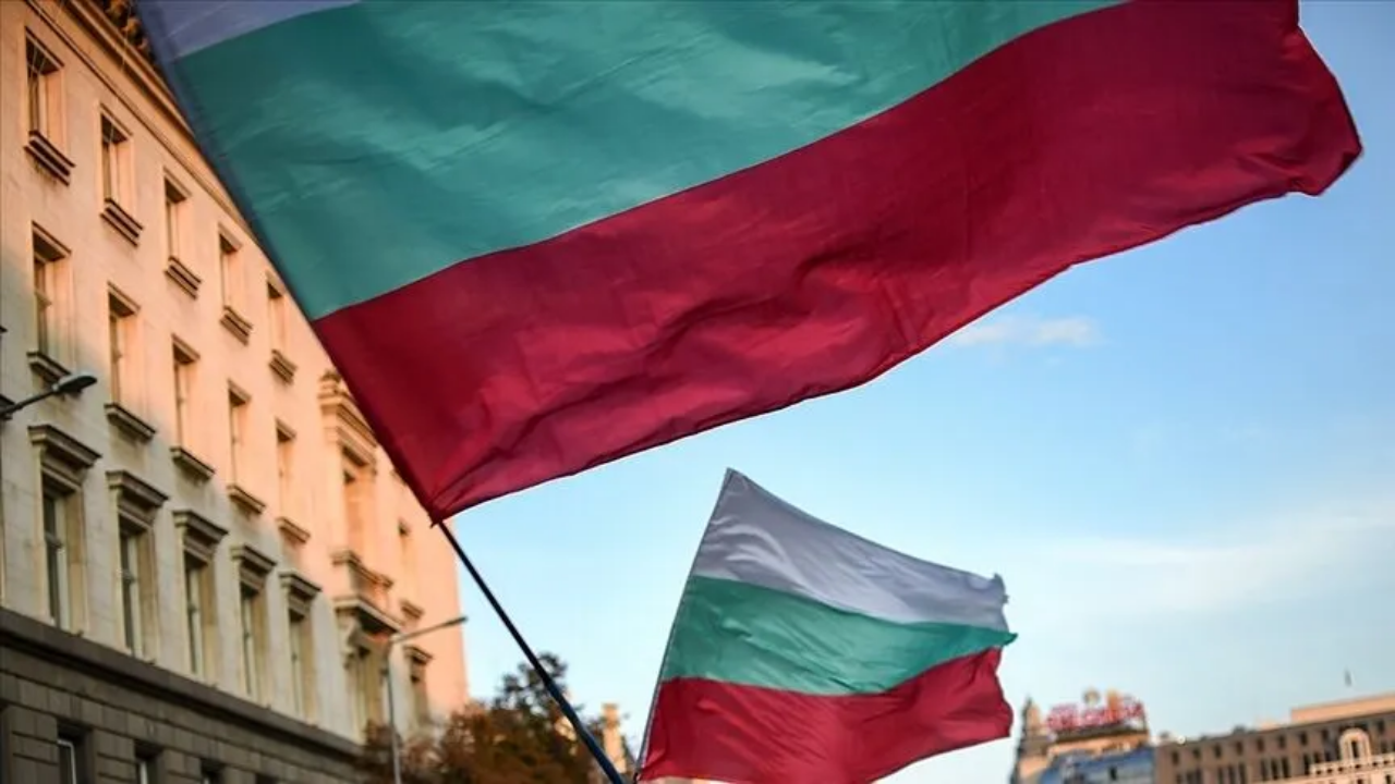 Bulgaristan Cumhurbaşkanlığı binası bomba ihbarı üzerine tahliye edildi