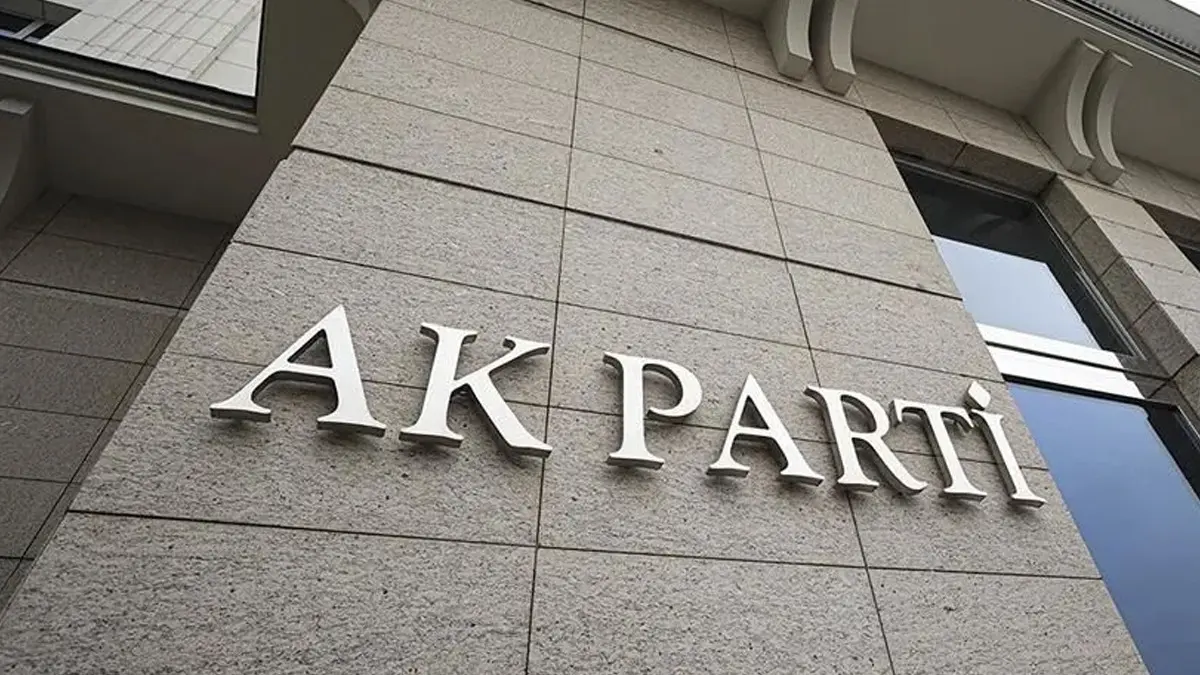 Afyonkarahisar'da peş peşe istifalar! AK Parti İl Başkanı da görevini bıraktı