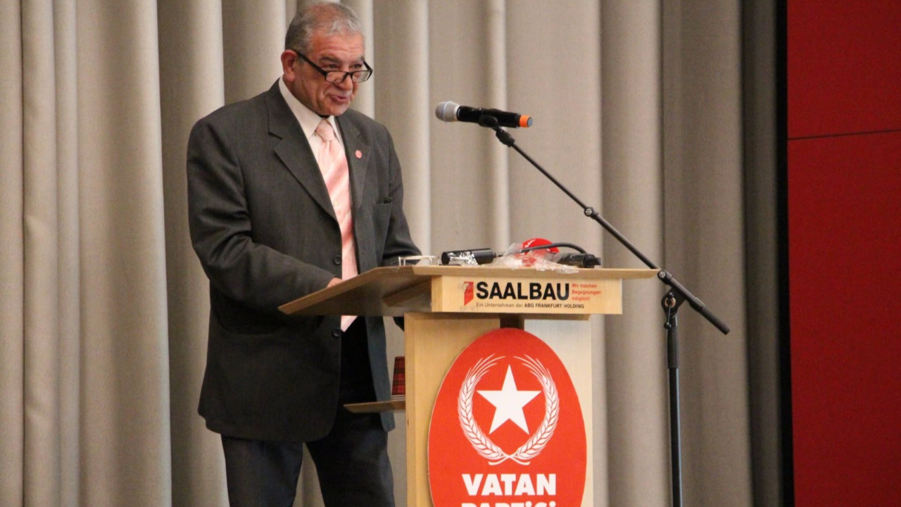 Vatan Partisi Frankfurt’tan tepki! Türkçeye saldırıya geçit yok