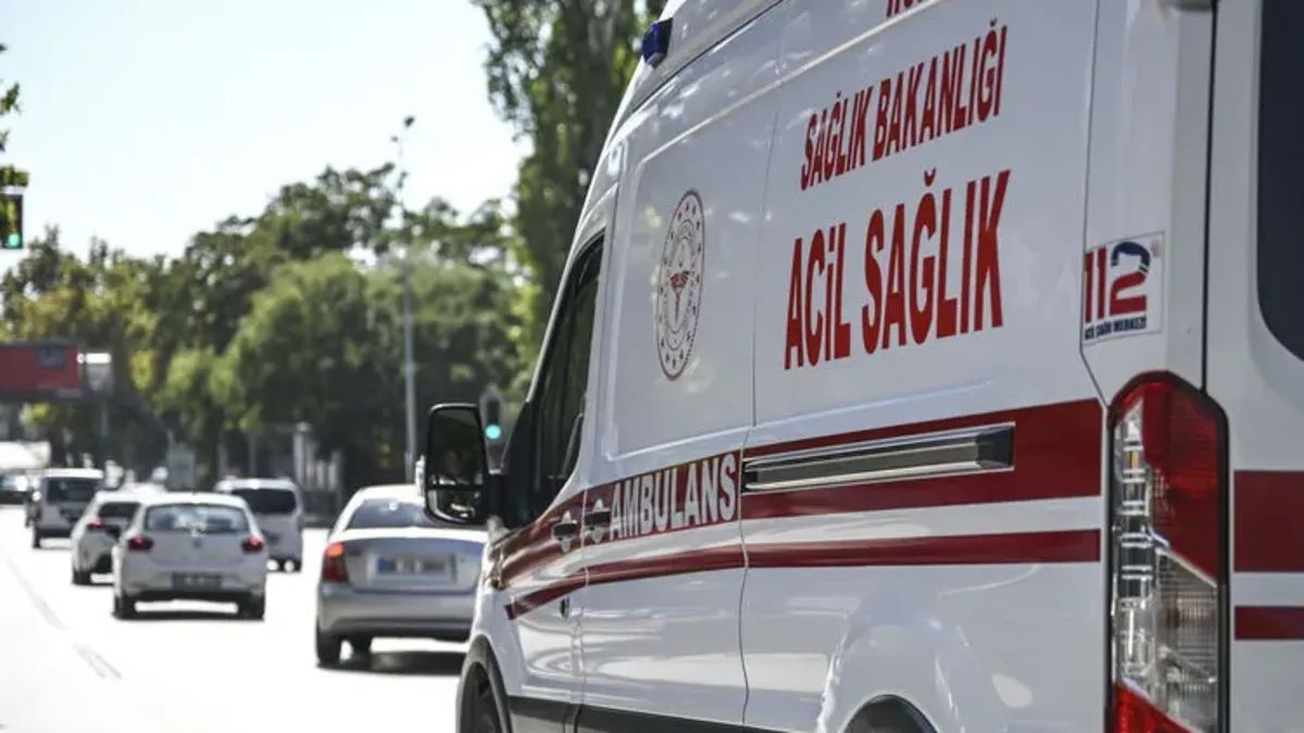 Afyonkarahisar'da korkutan kaza: 2'si çocuk 7 kişi yaralandı