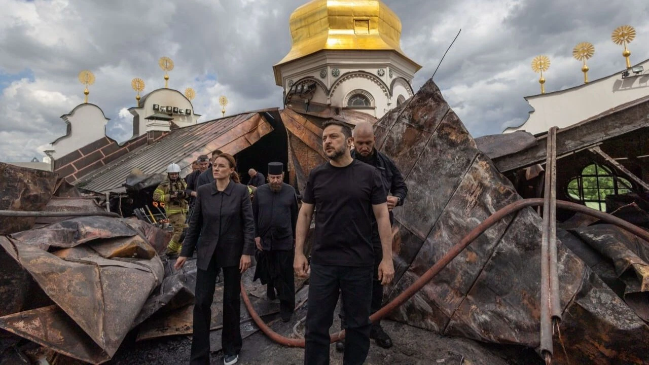 Kiev Peçerska Lavra Manastırı vuruldu! Can kayıpları var!