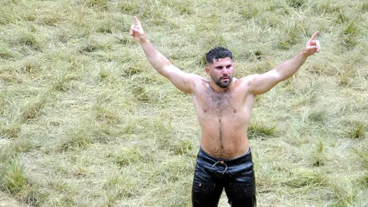 SON DAKİKA HABERİ: 665. Kırkpınar Yağlı Güreşleri’nde şampiyon Erkan Taş oldu
