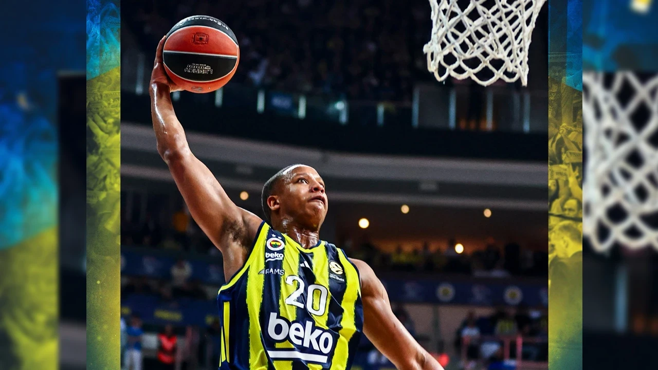 Fenerbahçe Beko Devon Hall ile yollarını ayırdı