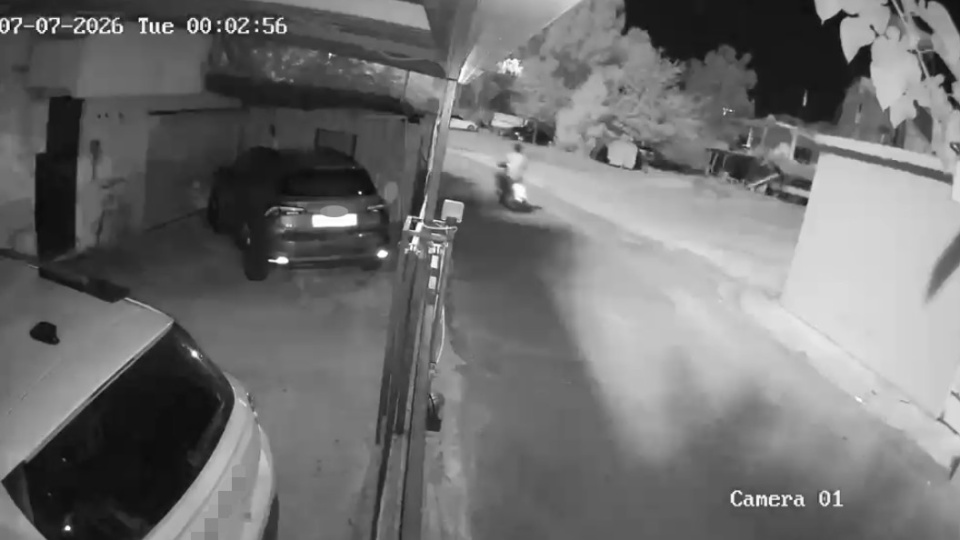 Gece yarısı havai fişek paniği!