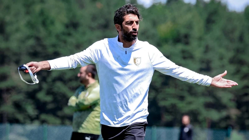Bodrum FK Burhan Eşer'le devam dedi