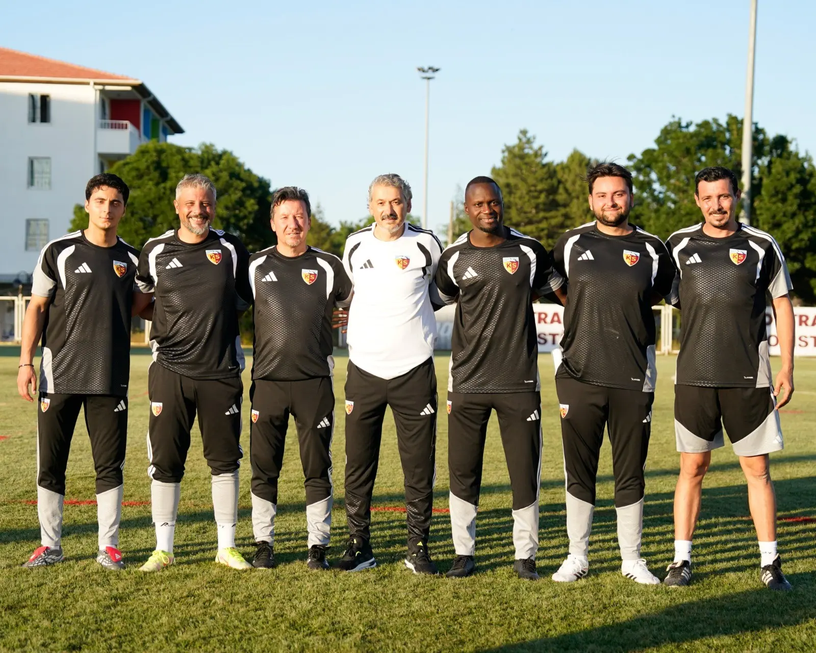 Kayserispor'da Atila Gerin'in ekibi belli oldu